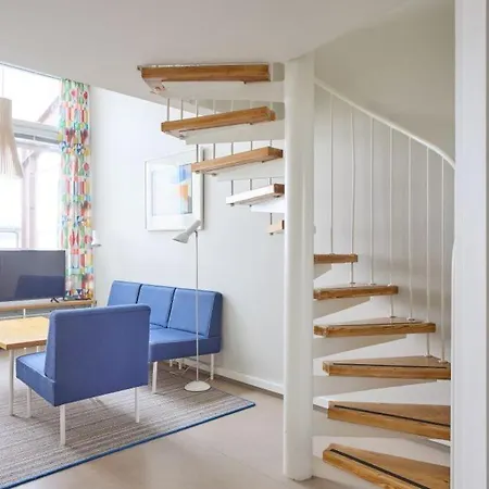 Porthania Flats Apartment