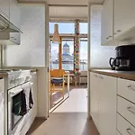 Porthania Flats